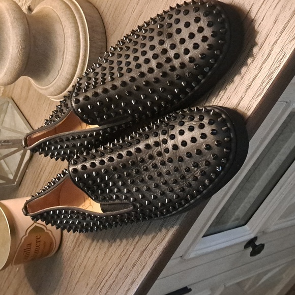 Christian Louboutin Black Spike Roller Boat Sneaker - Picture 3 of 6